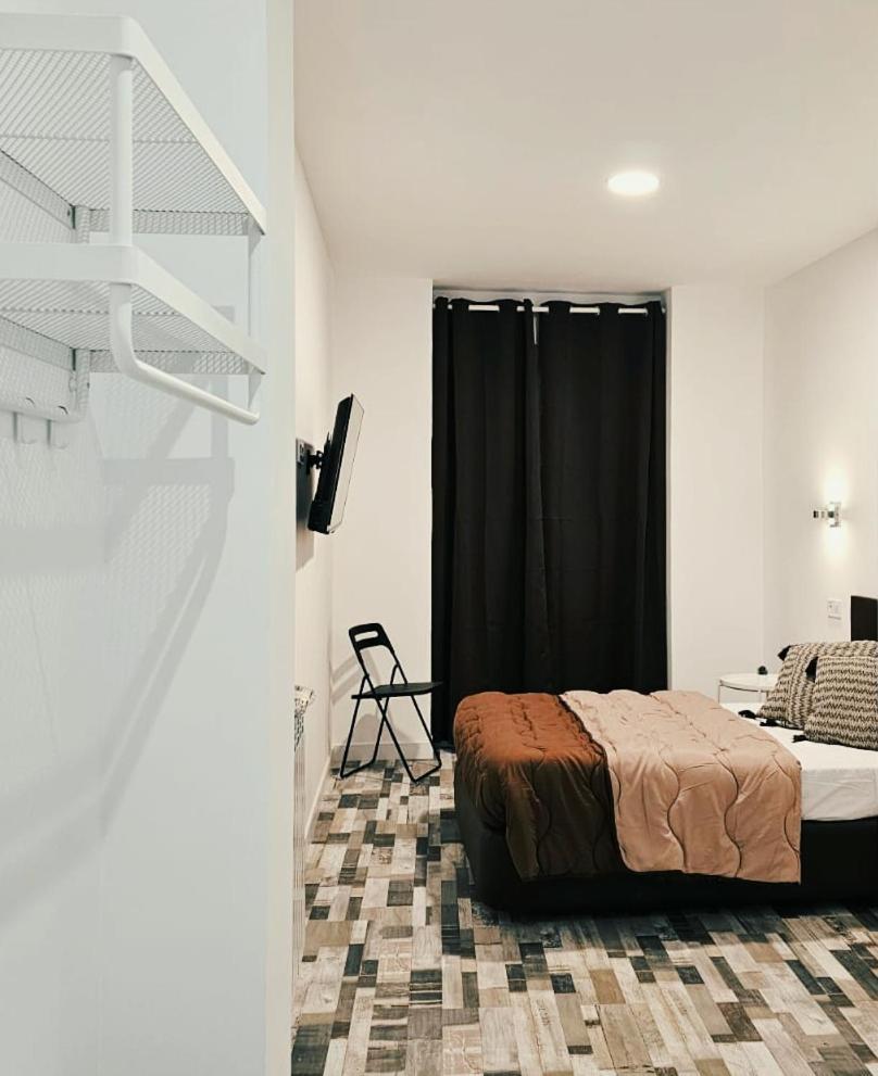 Hostal Andrea Granvia Madrid Exterior foto